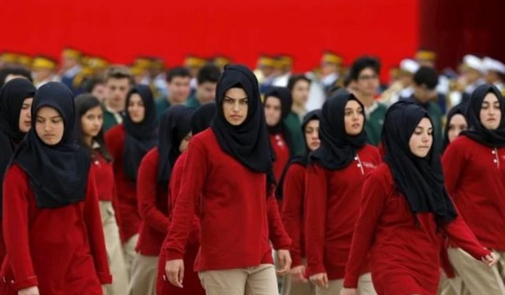 Η Τουρκία απειλεί: «Βρείτε μαθητές για τα θρησκευτικά σχολεία αλλιώς απολύεστε» (βίντεο)